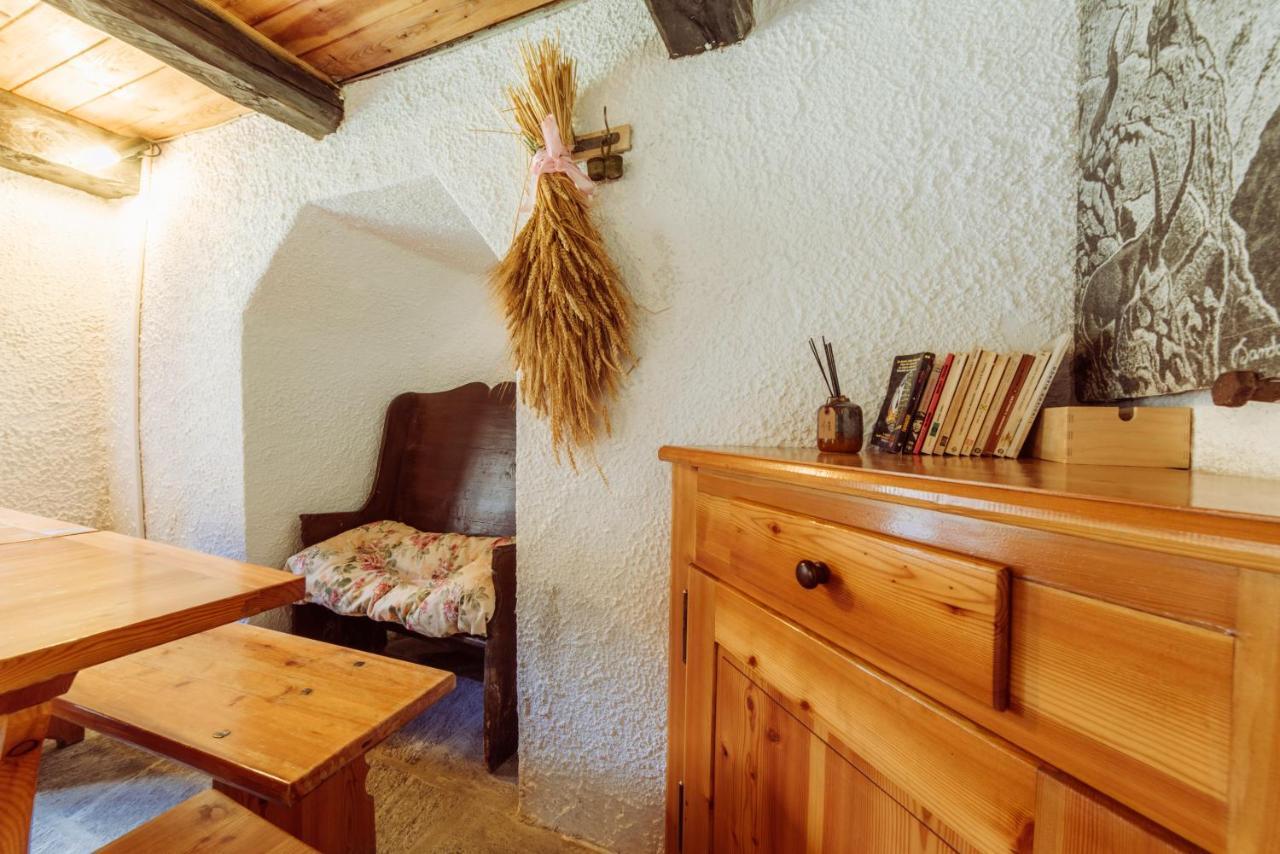 Voglia Di Veglia Hotel Varzo Buitenkant foto