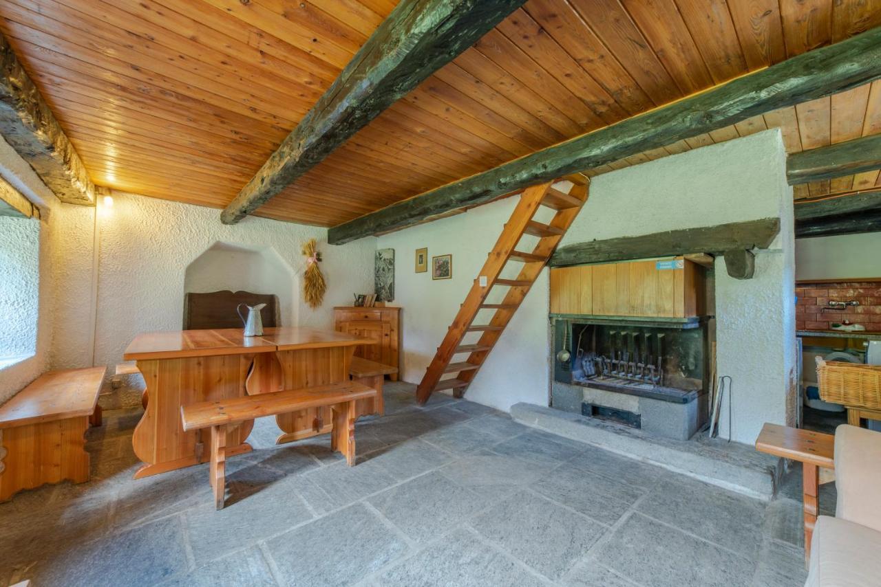 Voglia Di Veglia Hotel Varzo Buitenkant foto