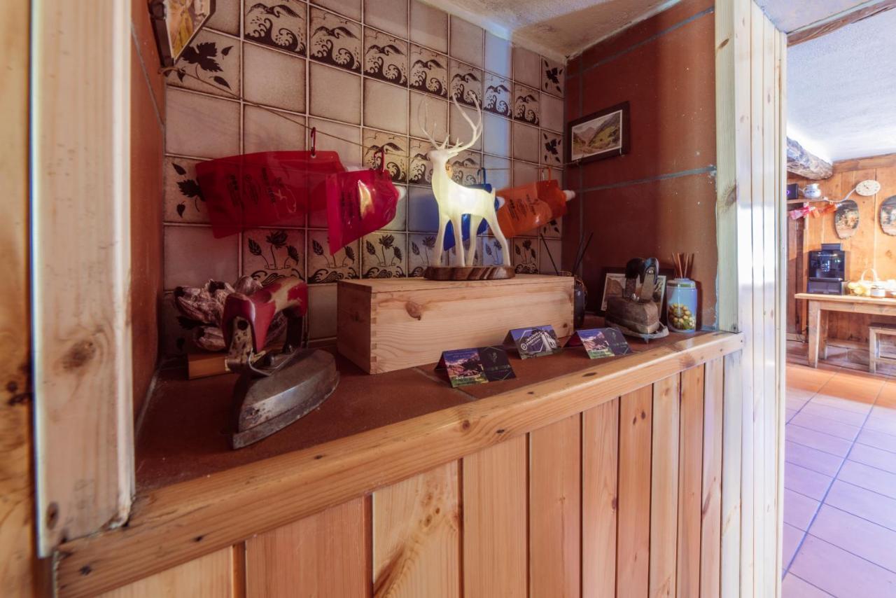 Voglia Di Veglia Hotel Varzo Buitenkant foto