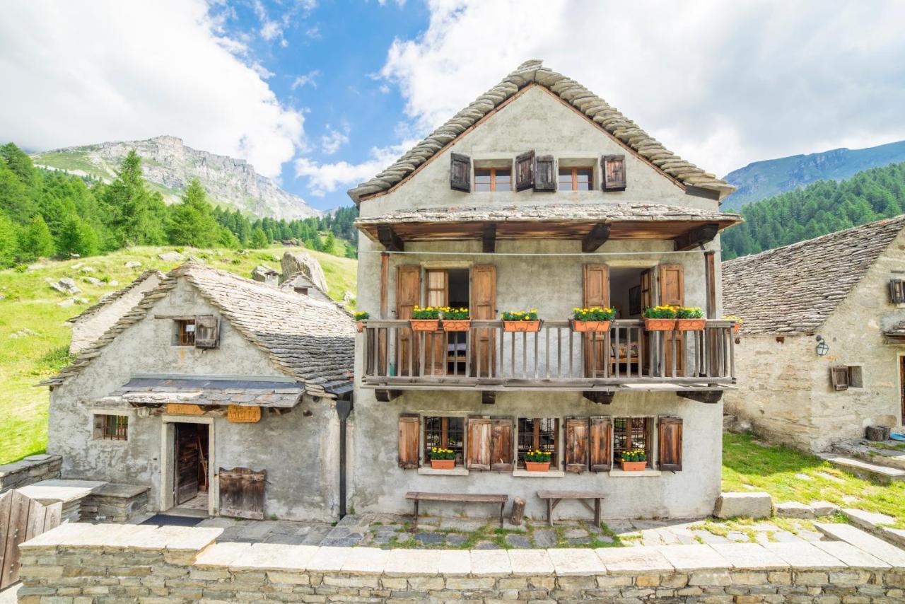 Voglia Di Veglia Hotel Varzo Buitenkant foto