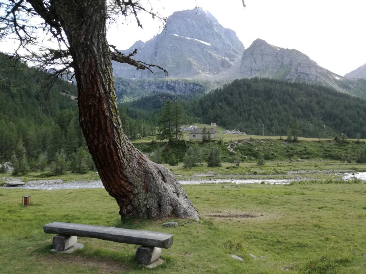 Voglia Di Veglia Hotel Varzo Buitenkant foto